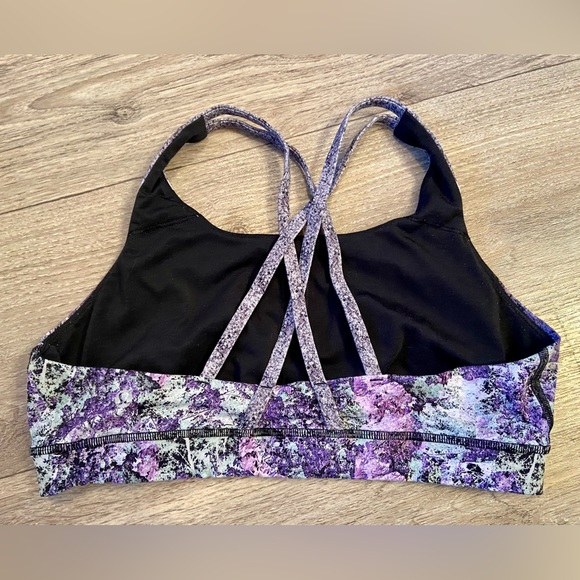 Lululemon Energy Bra - Picture 2 of 4